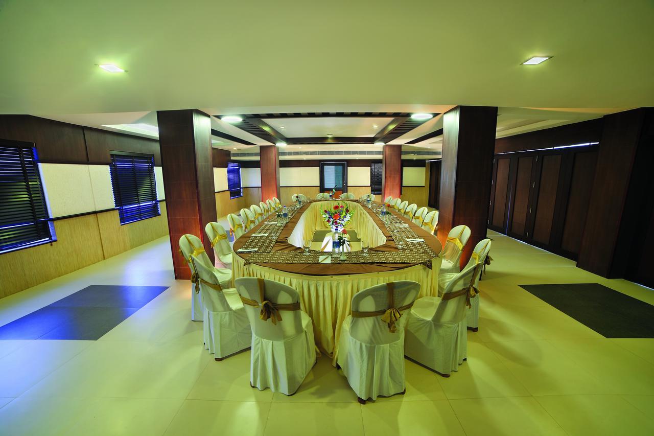 Hotel Zodiac Regency Kollam Exterior photo